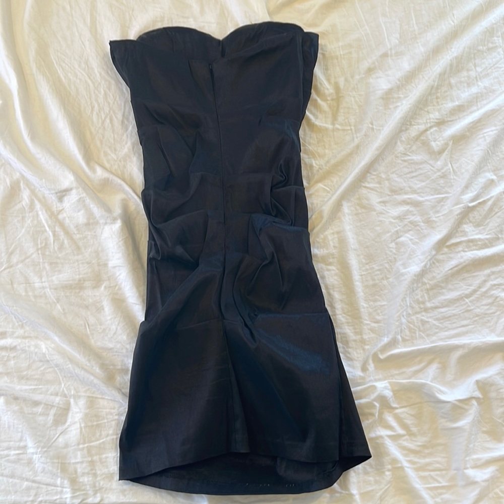 Black ruffle dress Size medium - Picture 2 of 3